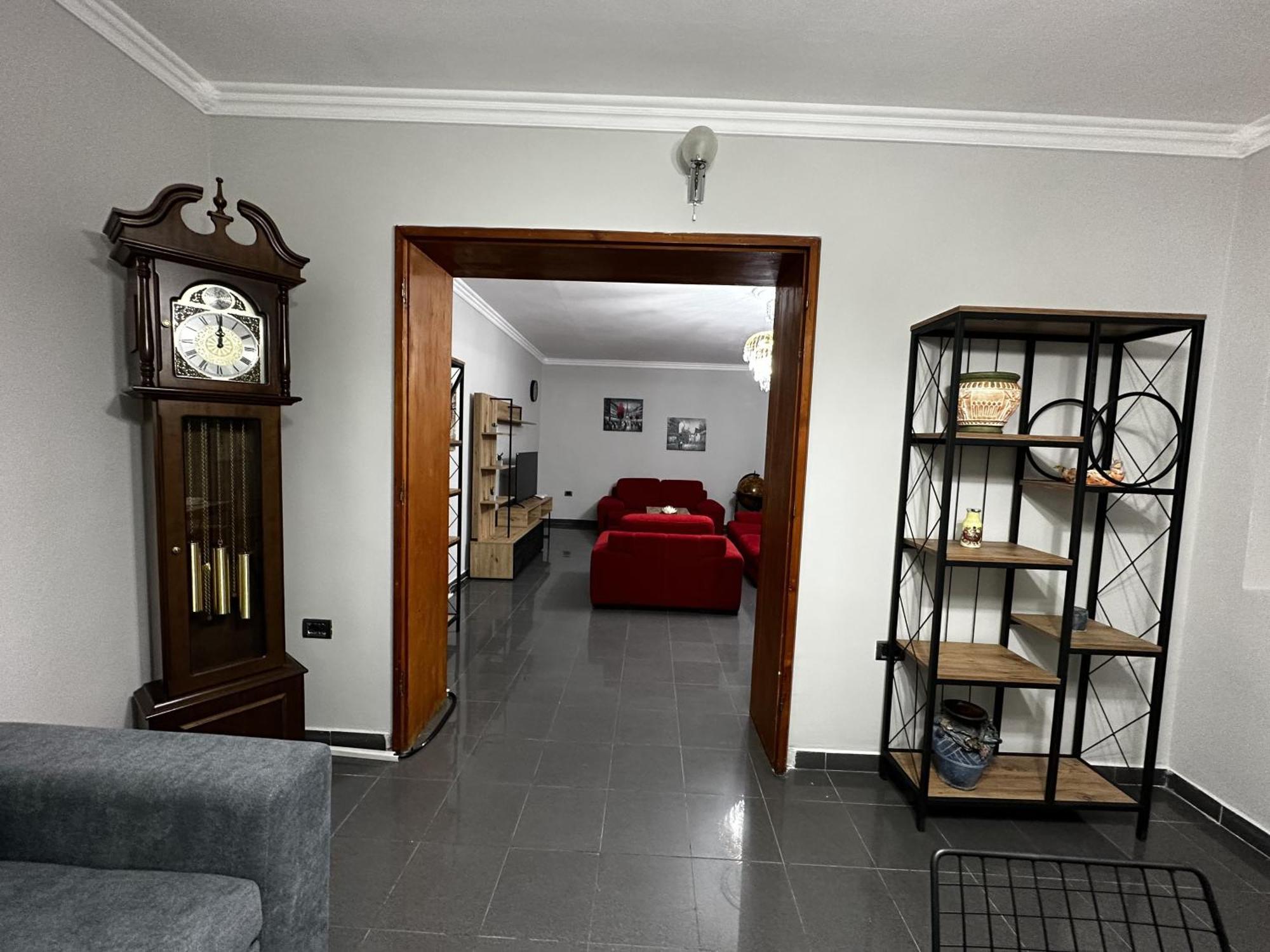Tirana Treasure: Chic 2Br-Apartment 8Min To Skanderbeg Place Kültér fotó