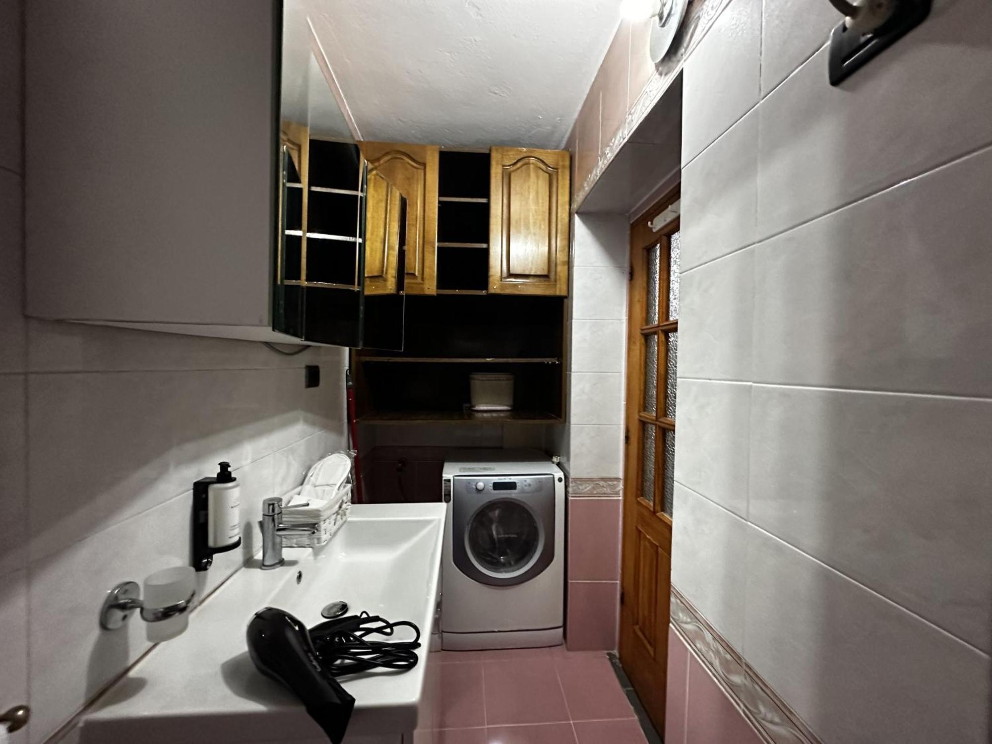 Tirana Treasure: Chic 2Br-Apartment 8Min To Skanderbeg Place Kültér fotó