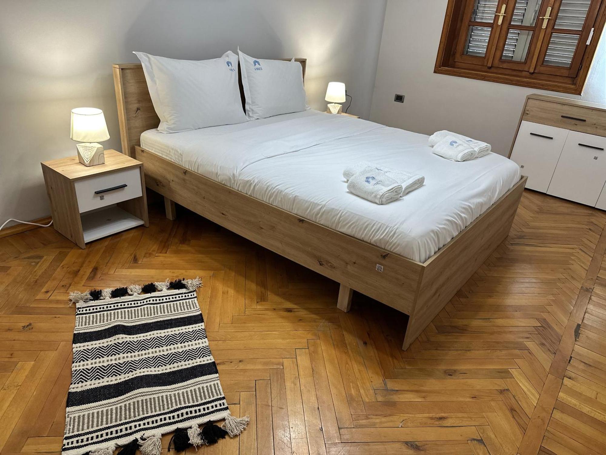 Tirana Treasure: Chic 2Br-Apartment 8Min To Skanderbeg Place Kültér fotó